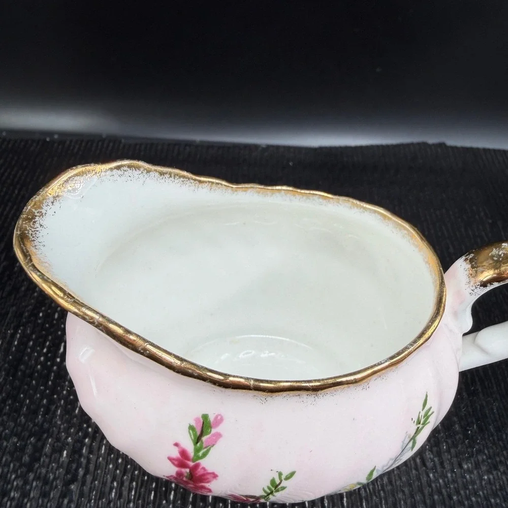 Foley EB 1850 Pink Floral Bone China Creamer Gold Trim Swirl Ribbed‎ England